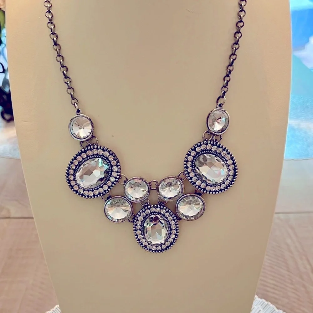 Boutique Elegant Silver Statement Necklace